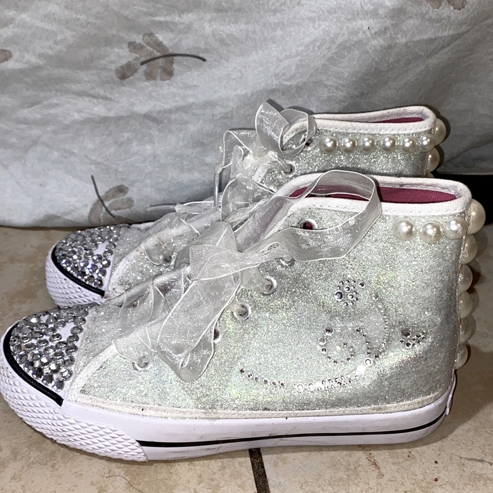 Jojo Siwa Customized sneakers